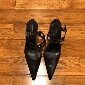 Bakers pointy toe, ankle strap pumps - Size 7
